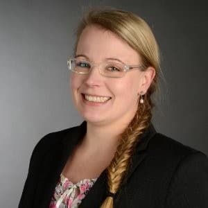 Dr. Dina Truxius - Referentin Industrielle Steuerungs- und Automatisierungssysteme @ BSI